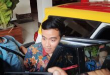 Pagi Ini Gibran Sudah Ngantor di Solo, Buka Suara Nasibnya di PDIP