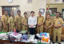 Jadi Alumni SMA Batik 1 Solo, Aktor Ganteng Omar Daniel Promosikan Konser Akasia dengan Bintang Tamu HIVI!