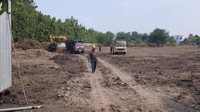 Penampakan lahan rumah pensiun Jokowi di Colomadu, Karanganyar, Jawa Tengah, foto: Solokini/Damai Kuncoro Penampakan lahan rumah pensiun Jokowi di Colomadu, Karanganyar, Jawa Tengah, foto: Solokini/Damai Kuncoro