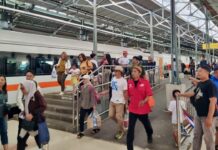 KAI Daop 6 Siapkan 61.688 Kursi untuk Libur Tahun Baru Islam dan Liburan Sekolah Suasana penumpang di stasiun yang berada di wilayah Daop 6 Yogyakarta.(Dok Daop 6 Yogyakarta)