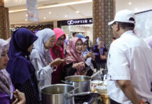 Gressmall dan Aston Gresik Hotel Gelar Live Cooking Spesial Idul Adha