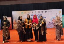 Ibu-Ibu Karanganyar Tampil Percaya Diri di Catwalk, Meriahkan Go Market SGS 2025
