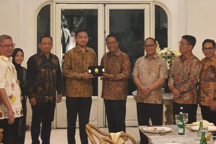 Menkumham Supratman notaris INI