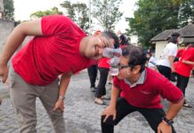 Meriahkan HUT RI, Lomba 17an Antarkaryawan Favehotel Solo Berlangsung Seru!