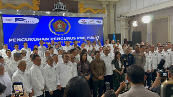 pengukuhan pengurus PWI Pusat 2025-2030
