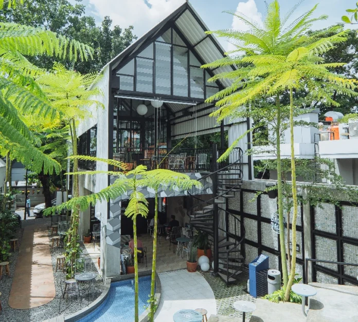 Cafe Kopi di Solo Buka 24 Jam di Slamet Riyadi. foto: Instagram/kopinako.solo Cafe Kopi di Solo Buka 24 Jam di Slamet Riyadi. foto: Instagram/kopinako.solo