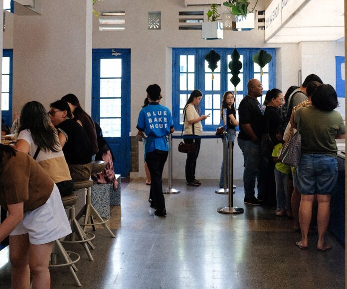 Cafe solo di kawasan Gatsu. foto: Instagram/bluebakehouf Cafe solo di kawasan Gatsu. foto: Instagram/bluebakehouf