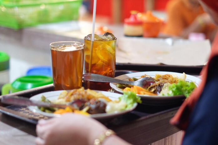 selat viens kuliner stasiun solo balapan
