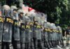 Persis vs Persebaya Tanpa Bonek, Polisi Perketat Penjagaan di Perbatasan, Terminal dan Stasiun Polresta Surakarta menyiagakan 510 personel gabungan dikerahkan untuk menjaga kondusivitas pertandingan, Persis lawan Persebaya, Sabtu, 9 Mei 2026.