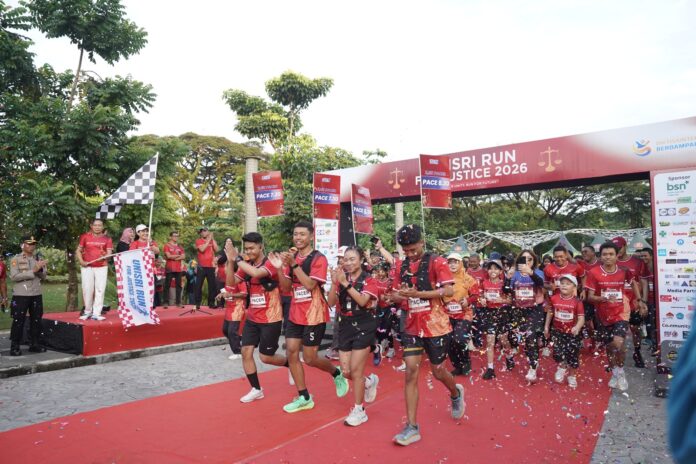 Ribuan peserta ikuti UNISRI RUN FOR JUSTICE 2026 yang digelar oleh Universitas Slamet Riyadi (Unisri) dalam rangka perayaan Dies Natalis ke-46 di Taman Balekambang, Minggu, 17 Mei 2026. foto: Istimewa Ribuan peserta ikuti UNISRI RUN FOR JUSTICE 2026 yang digelar oleh Universitas Slamet Riyadi (Unisri) dalam rangka perayaan Dies Natalis ke-46 di Taman Balekambang, Minggu, 17 Mei 2026. foto: Istimewa