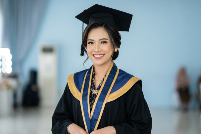 salon wisuda