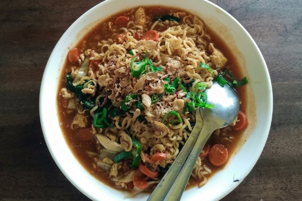 Mie Dog-Dog kuliner Solo
