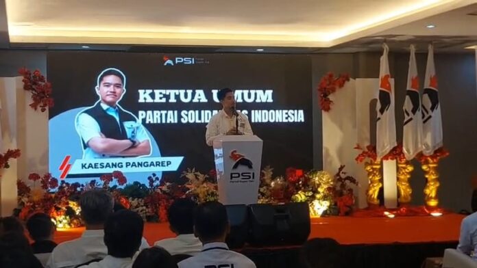 Ketua Umum PSI, Kaesang Pangarep mendeklarasikan maju Pileg 2029 lewat Dapil V Jateng dalam Rapat Koordinasi Daerah (Rakorda) DPD PSI Kota Solo, Sabtu, 25 Juli 2026 malam. Ketua Umum PSI, Kaesang Pangarep mendeklarasikan maju Pileg 2029 lewat Dapil V Jateng dalam Rapat Koordinasi Daerah (Rakorda) DPD PSI Kota Solo, Sabtu, 25 Juli 2026 malam.