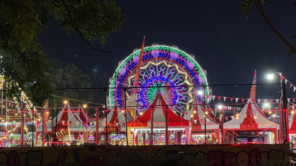 Kubu PB XIV Hangabehi dan Lembaga Dewan Adat (LDA) menggelar Pasar Malam Sekaten di Alun Alun Utara, mulai 2 Agustus 2026. 