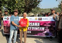 Aksi Sosial Kekeringan, Favehotel Solo Bersama TNI dan Komunitas Bagikan Sembako