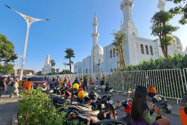parkir Mashjid Sheikh Zayed